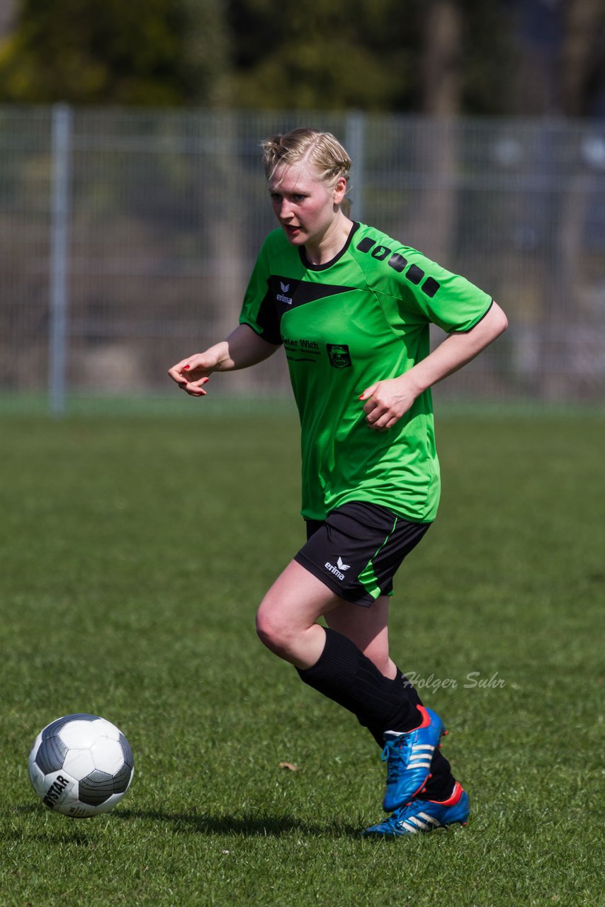 Bild 132 - Frauen Schmalfelder SV - TSV Siems : Ergebnis: 1:0